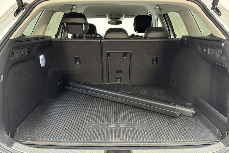 Volkswagen Passat bild 9