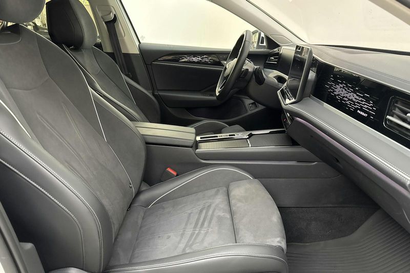 Volkswagen Passat bild 7
