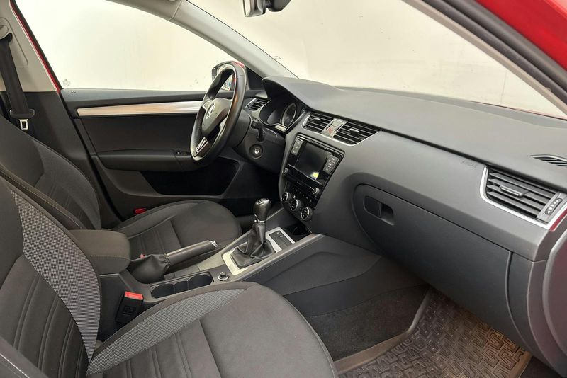 Skoda Octavia bild 7