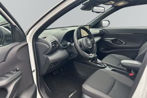 Toyota Yaris Cross bild 8