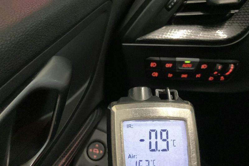 BMW 118 bild 13