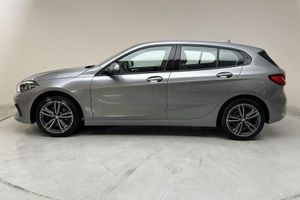 BMW 118 bild 2