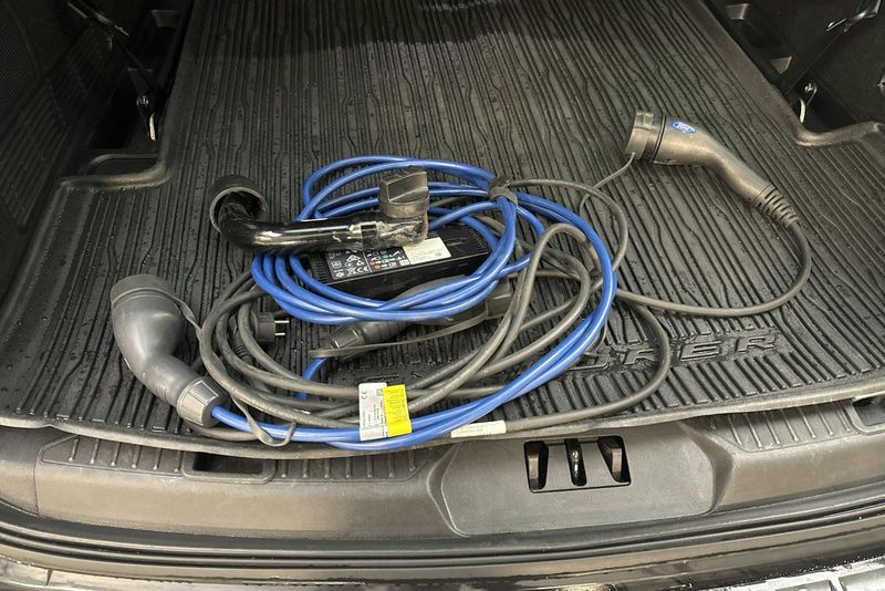 Ford Explorer bild 17