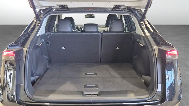 Nissan Ariya bild 12