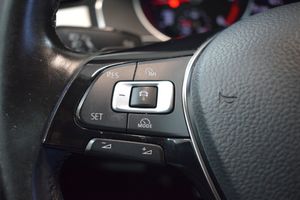 Volkswagen Passat bild 14