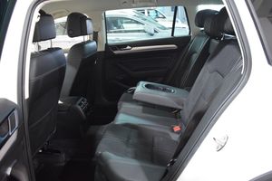 Volkswagen Passat bild 12