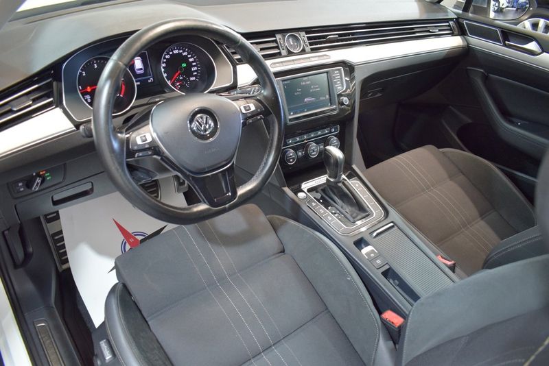 Volkswagen Passat bild 5