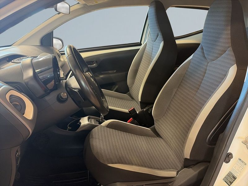 Toyota Aygo bild 7