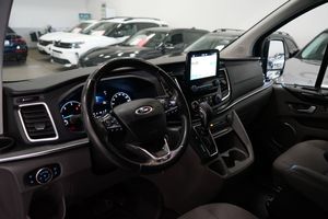 Ford Tourneo Custom bild 13