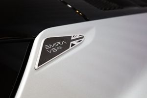 Lotus Emira bild 7