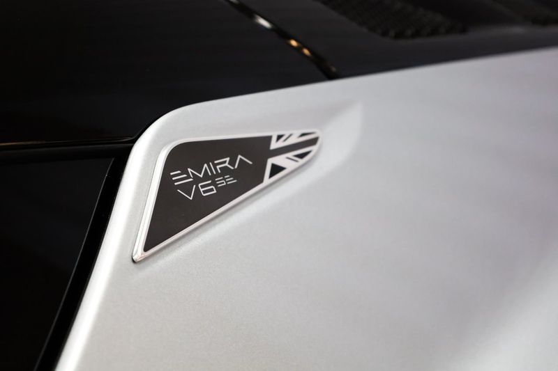 Lotus Emira bild 7