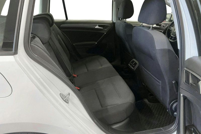 Volkswagen Golf bild 8