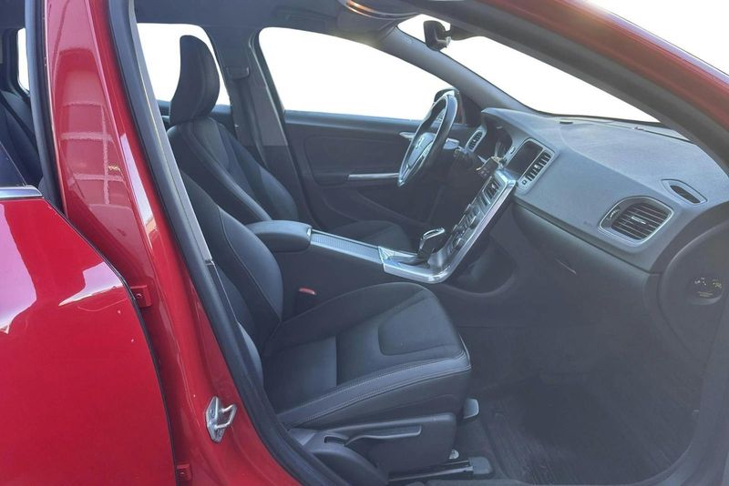 Volvo V60 bild 7
