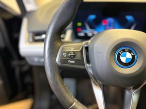 BMW iX1 bild 9