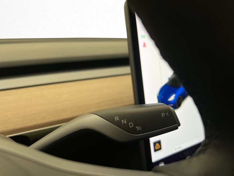 Tesla Model 3 bild 25