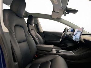 Tesla Model 3 bild 15