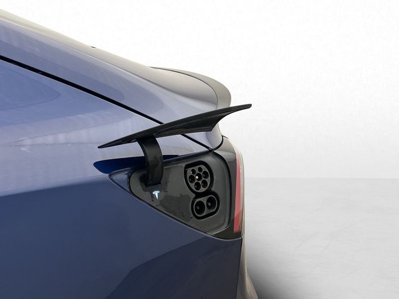 Tesla Model 3 bild 18