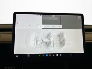 Tesla Model 3 bild 30