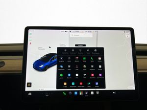Tesla Model 3 bild 27