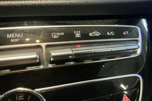 Mercedes E220 bild 13