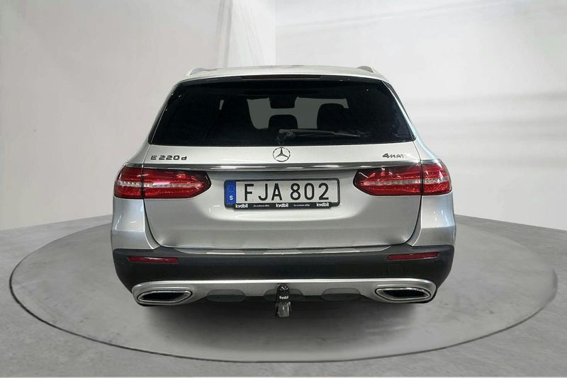 Mercedes E220 bild 5