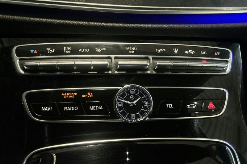 Mercedes E220 bild 14