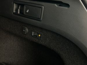 Volkswagen Passat bild 32