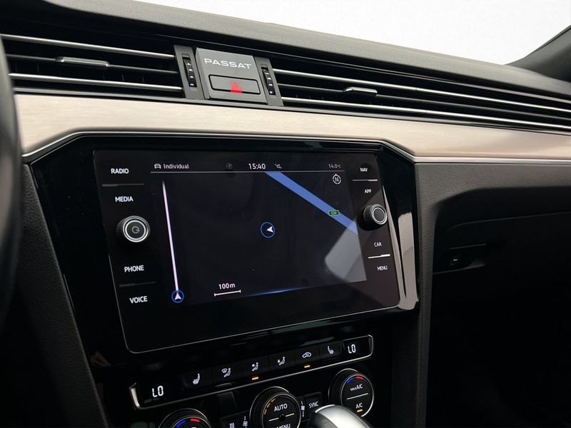 Volkswagen Passat bild 19