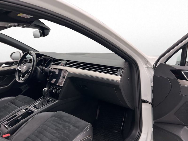Volkswagen Passat bild 27