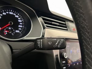 Volkswagen Passat bild 16