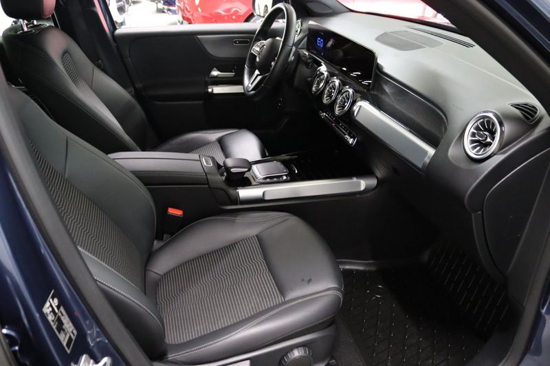 Mercedes EQB300 bild 24