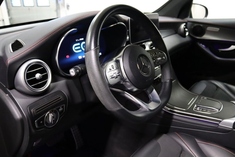 Mercedes GLC300 bild 22