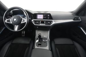 BMW 330 bild 13