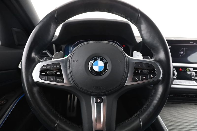 BMW 330 bild 19