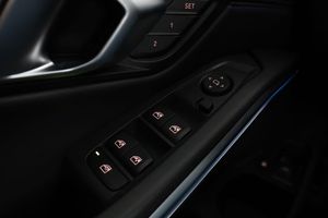 BMW 330 bild 37