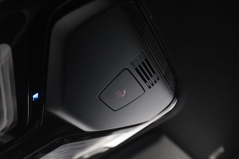 BMW 330 bild 33
