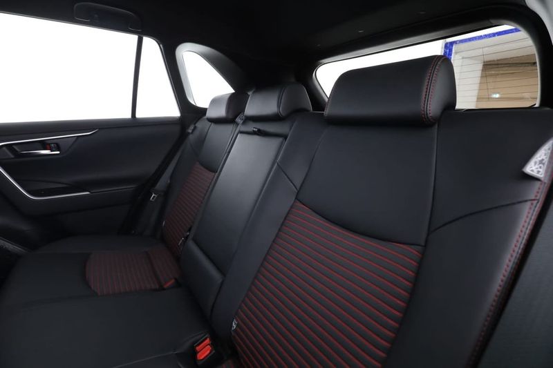 Toyota RAV4 bild 15