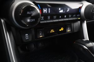 Toyota RAV4 bild 26