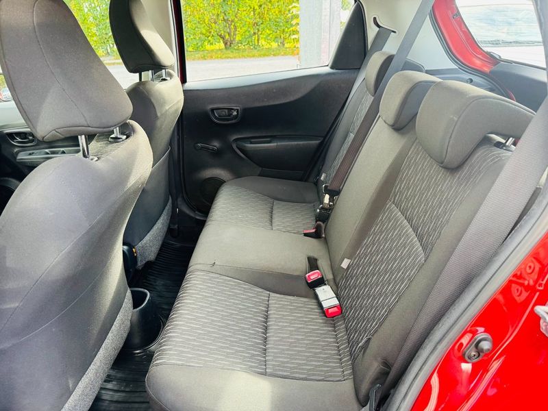 Toyota Yaris bild 7