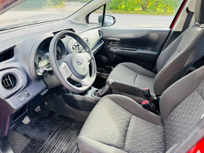 Toyota Yaris bild 8
