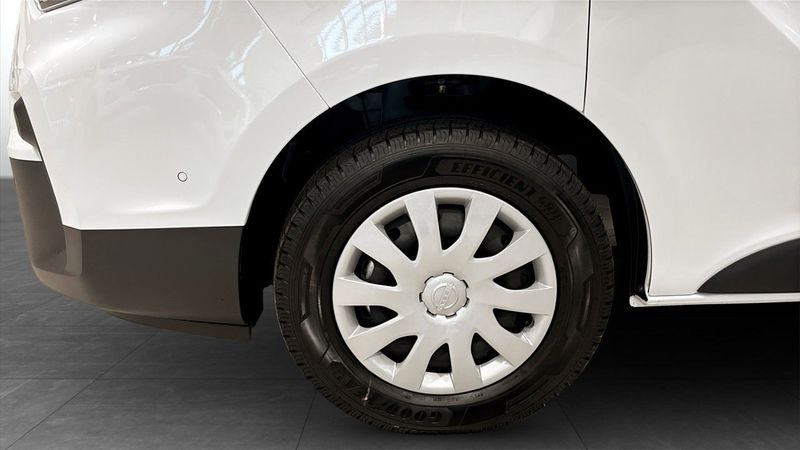 Nissan Primastar bild 9