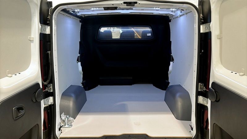 Nissan Primastar bild 10
