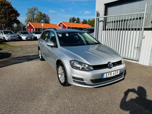 Volkswagen Golf I 1.2 TSI 105HK BMT SPORTSCOMBI / 12700Mil - 2015