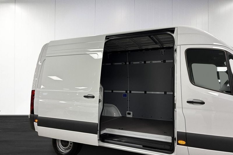 Mercedes Sprinter bild 9