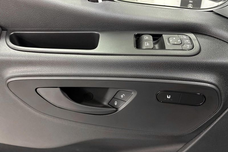 Mercedes Sprinter bild 15