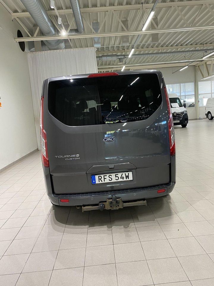 Ford Tourneo Custom bild 4