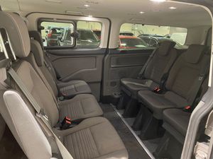 Ford Tourneo Custom bild 8