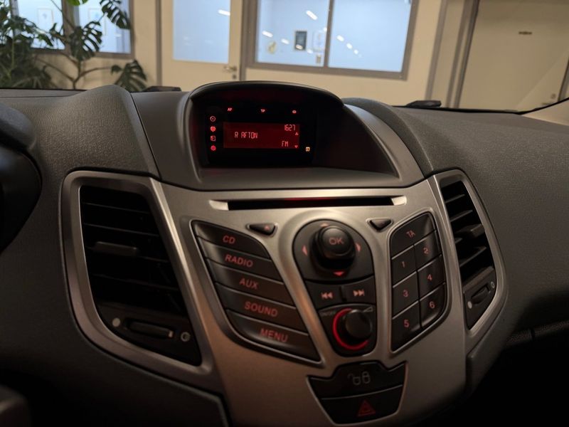 Ford Fiesta bild 13