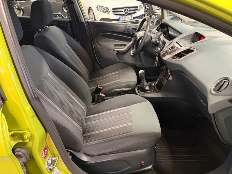 Ford Fiesta bild 8