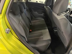 Ford Fiesta bild 6